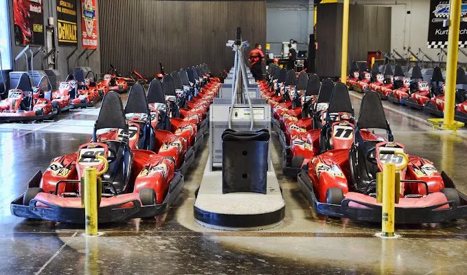 Indoor karting